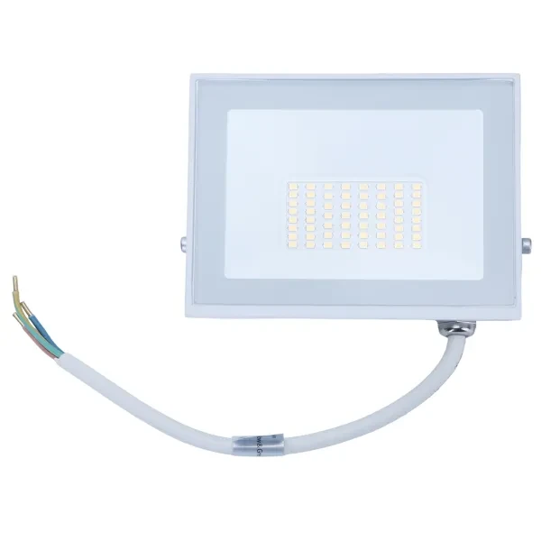 LED floodlight white 30W 4000K | products/490-led-stralkastare-30w-vit-4000k-4.webp