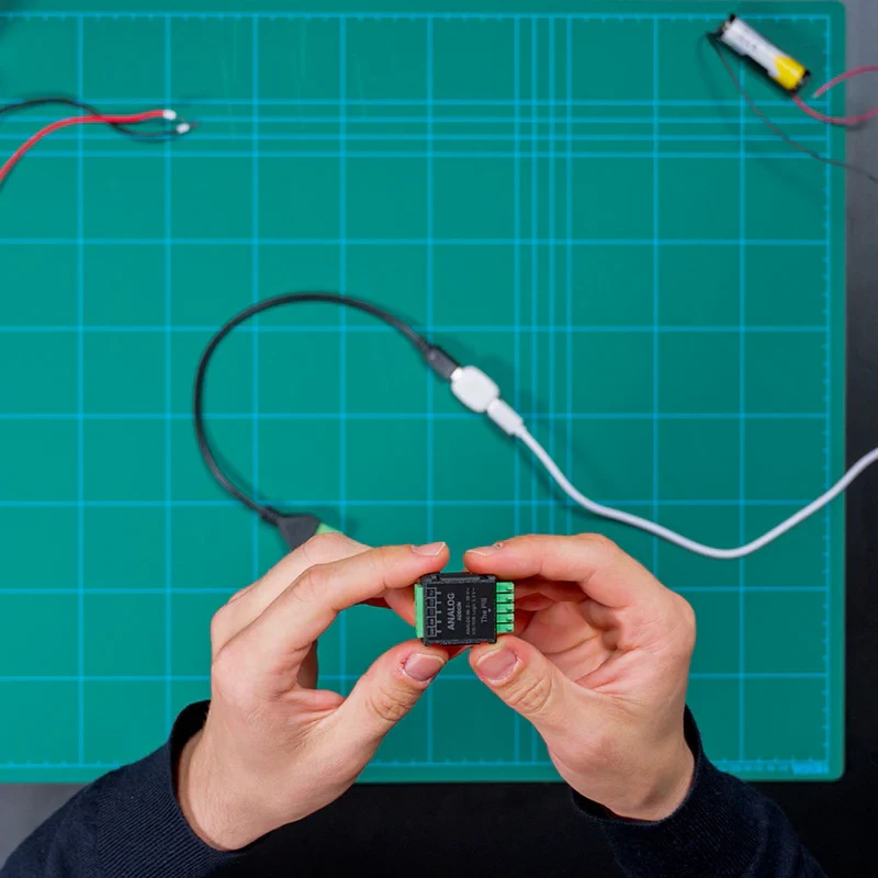 Analog 0 - 30V Add-on (Shelly Pill) | products/5238-analog 0 - 30v add-on shelly pill-4.webp