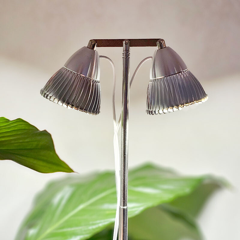 2-päinen LED-kasvivalo ruukkuun, jossa on 3 himmennystilaa ja ajastin | products/5149-2-huvuds-led-vaxtlampa-for-kruka-med-3-dimningslagen-timer-2.jpg