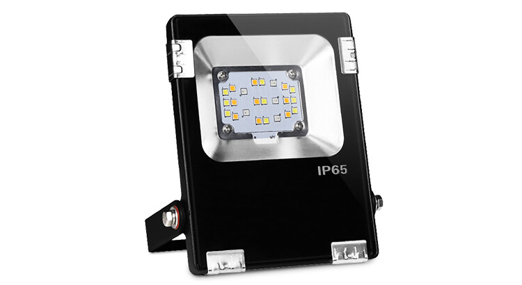 Mi-Light FUTT05 10W RGB+CCT Floodlight - Image 2